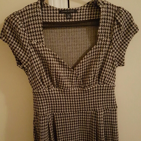 Must have Banana Republic dress - Picture 4 of 4